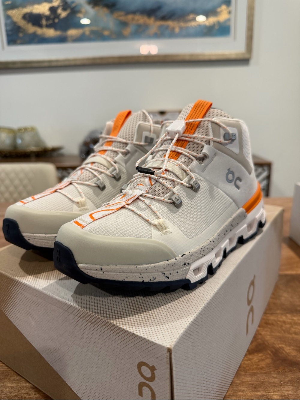 On Cloudtrax Trail Sneakers in Frost/White- Size 5.5W/4M BNIB MSRP 200$